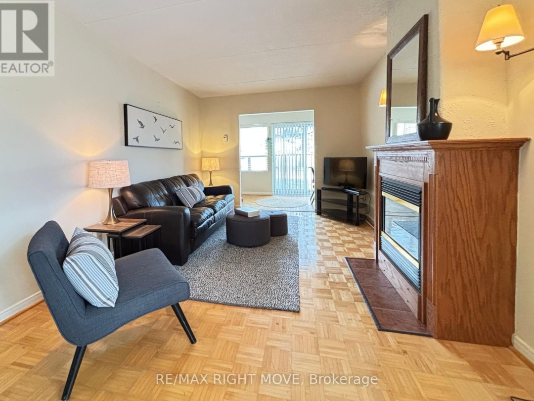 103 54 Fittons Road W, Orillia