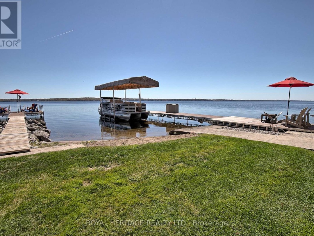 34 Hills Road, Pigeon Lake