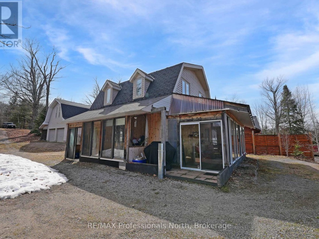 1008 Cherokee Trail, Halls Lake