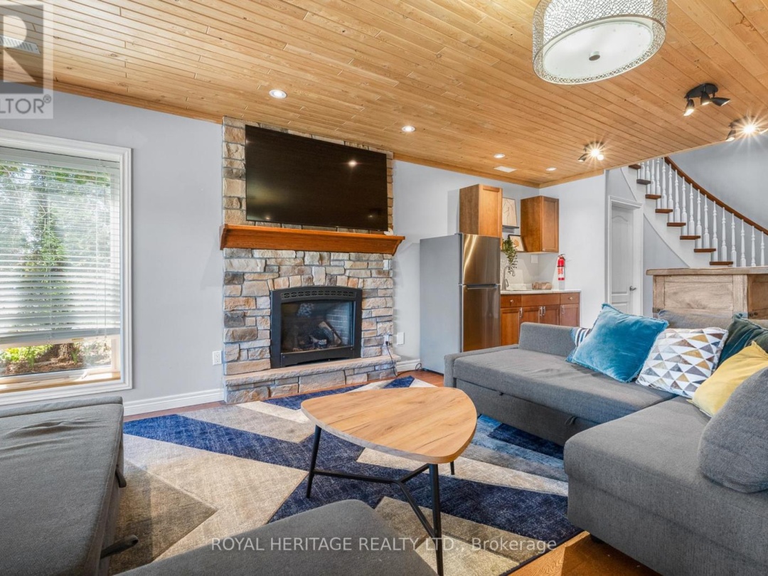 34 Hills Road, Pigeon Lake