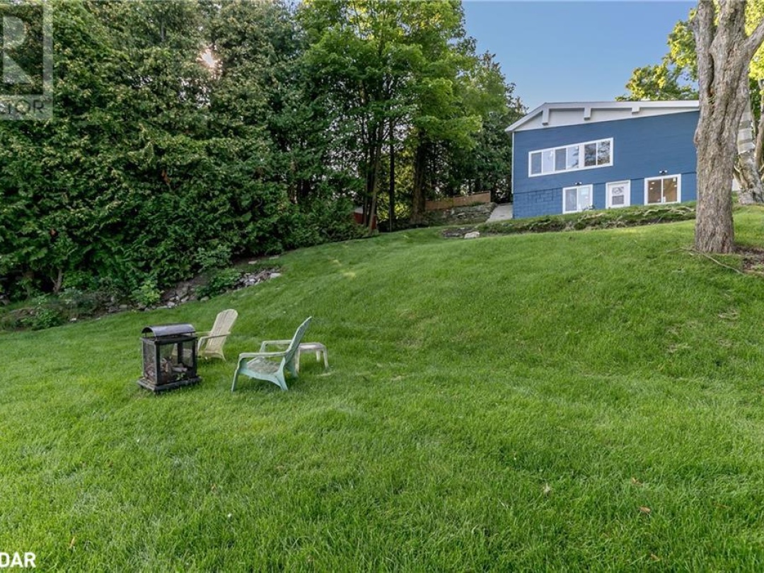 47 MOON POINT Drive, Lake Simcoe