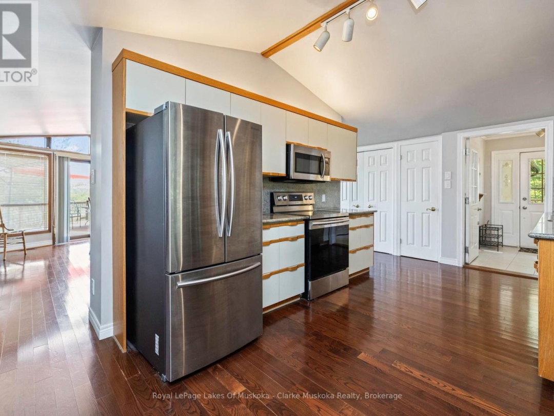 104 POINTS OF VIEW ROAD, 