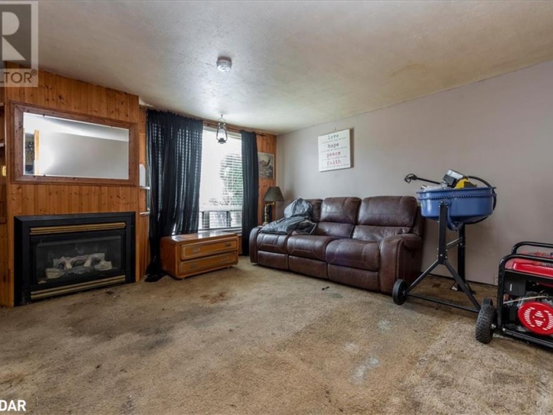 72 King Street, Kawartha Lakes