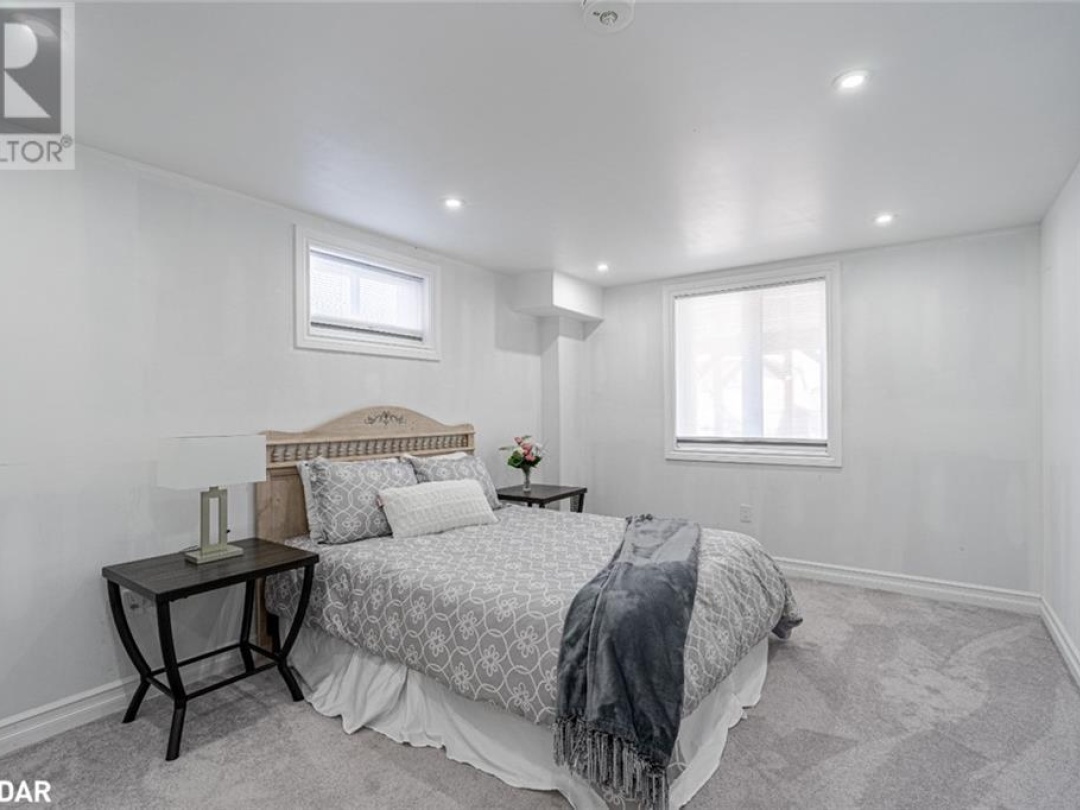 3069 Monarch Drive, Orillia