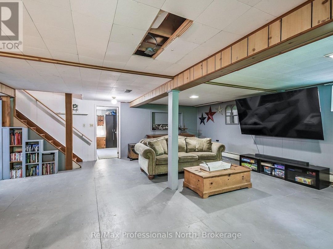 1014 MANITOBA STREET, 
