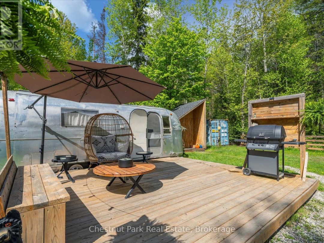 216 BLACKWATER LAKE ROAD, Seguin