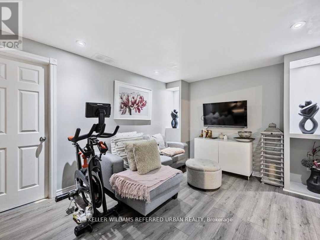15 - 325 WEST N STREET, 