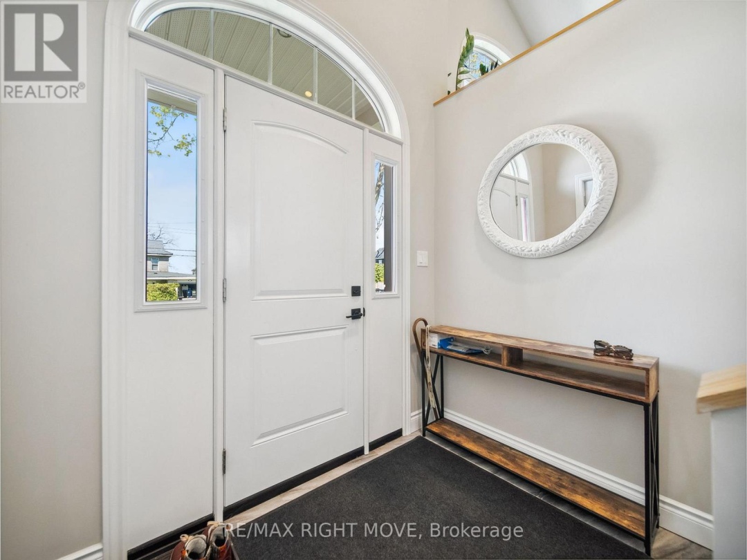 1 & 2 - 112B CREIGHTON STREET, Ramara (Atherley)