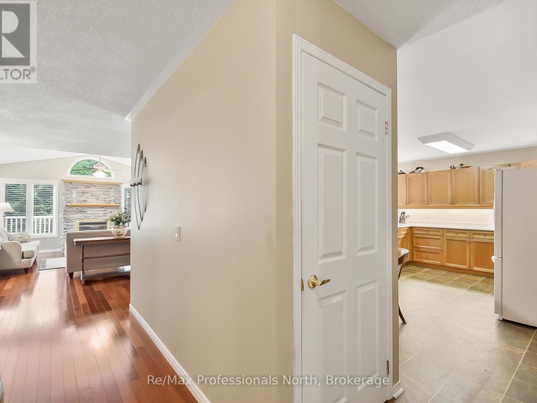 15 PINERIDGE GATE, 