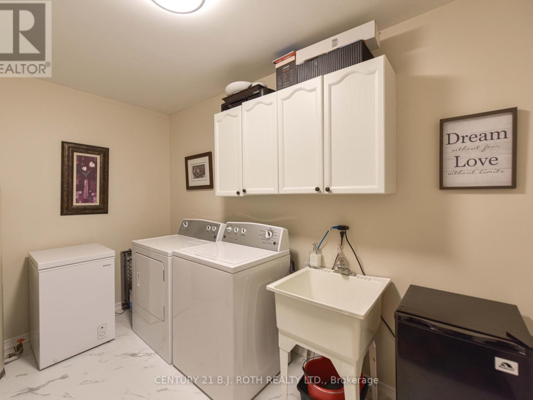 60 Simcoe Road, Lake Simcoe