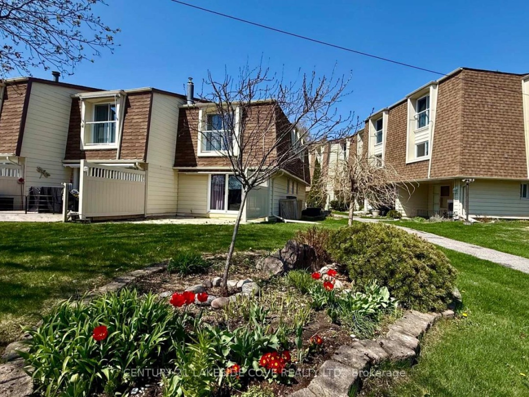 Unit 5 4 Paradise Boulevard, Lake Simcoe