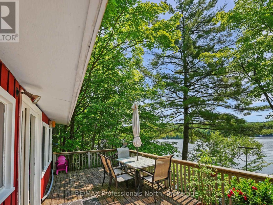 1089 AUTUMN LANE, 
