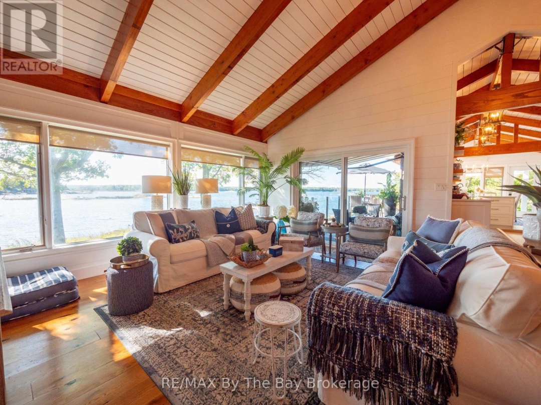 4476 ISLAND 1040/LITTLE BEAUSOLEIL ISLAND, 