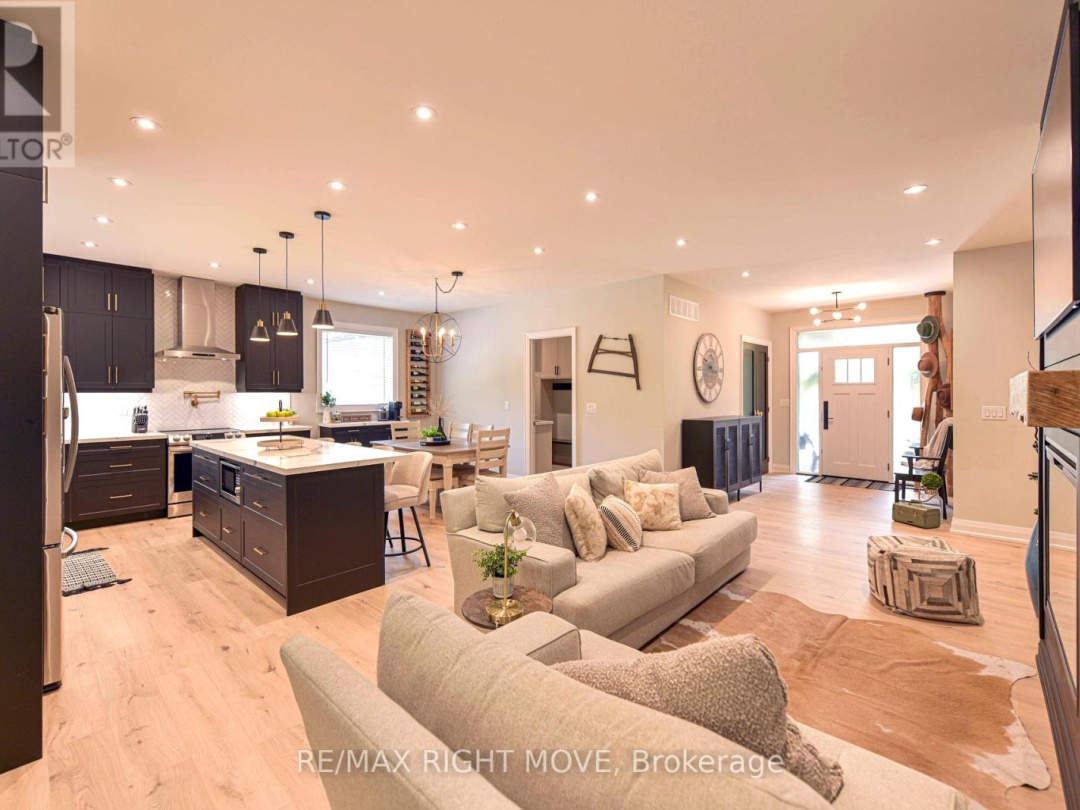 2272 Monck Road, Ramara