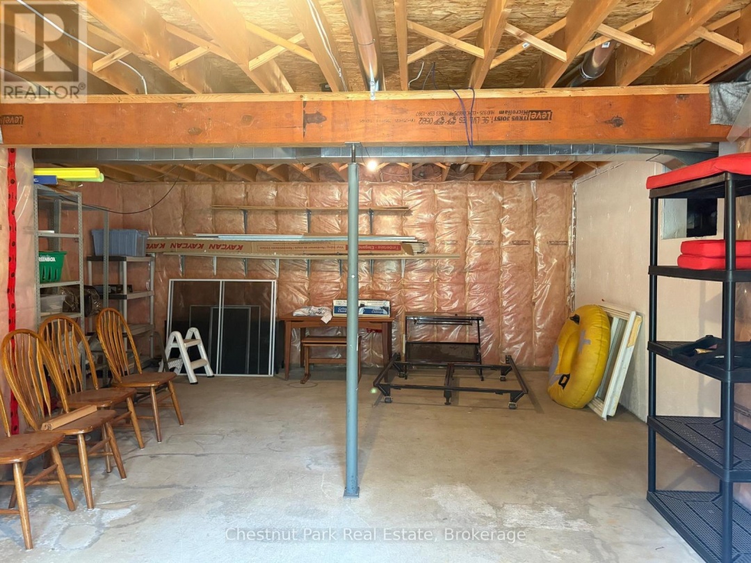 1054 GREEN LAKE ROAD, Gull River