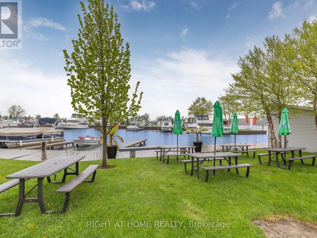 3500 Lauderdale Pt Crescent, Sparrow Lake
