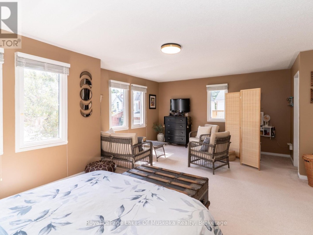 66 - 50 SHORELINE DRIVE, 