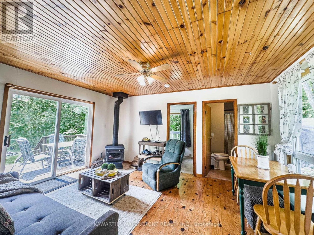 1120 English Circle, Tamarack Lake