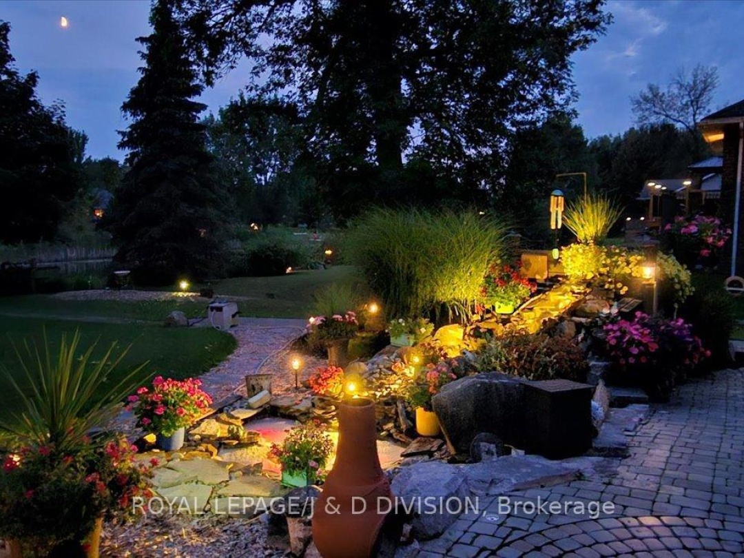 233 Bayshore Drive, Lake Simcoe