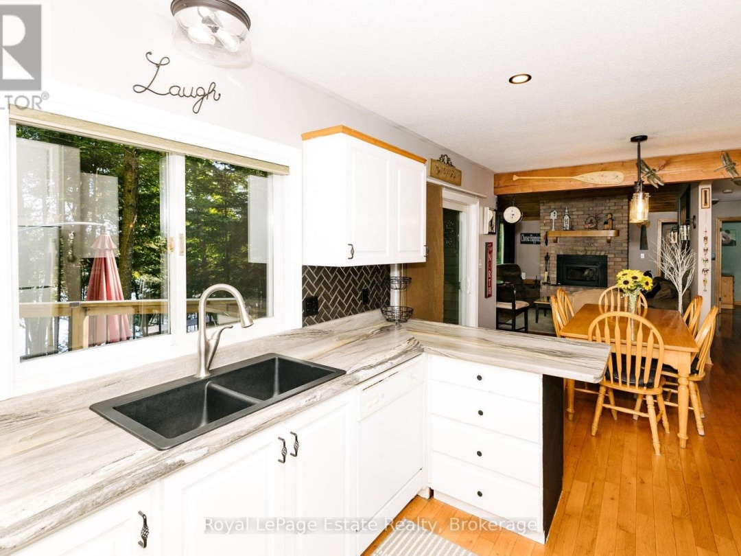 1157 BETWEEN LAKES TRAIL, Soyers Lake