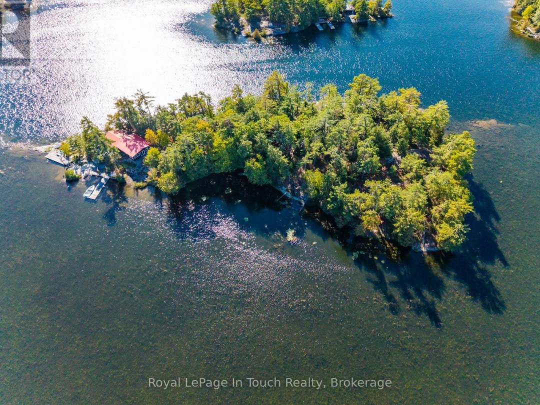 2 IS 190 ISLAND, Six Mile Lake