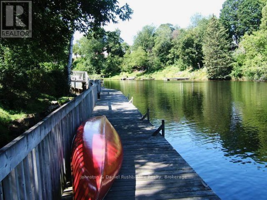 93 Shoreline Drive, Lake Muskoka