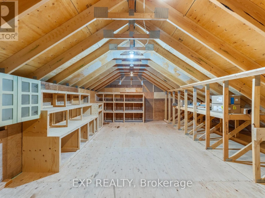 201 Avery Point Road, Dalrymple Lake