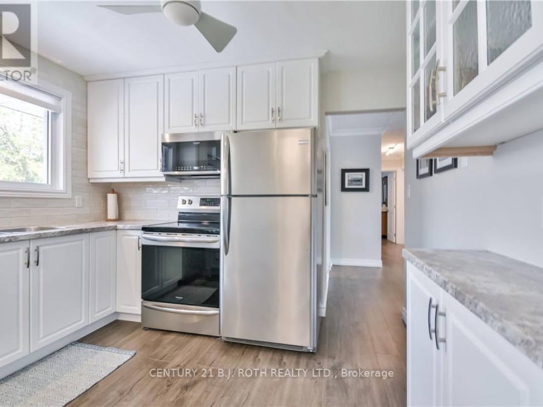644 Mississaga Street W, Orillia