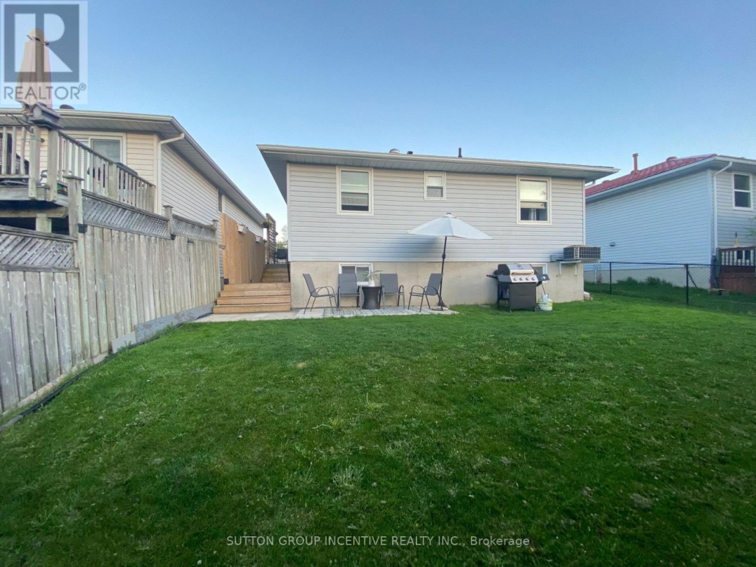 28 Courtney Crescent, Orillia