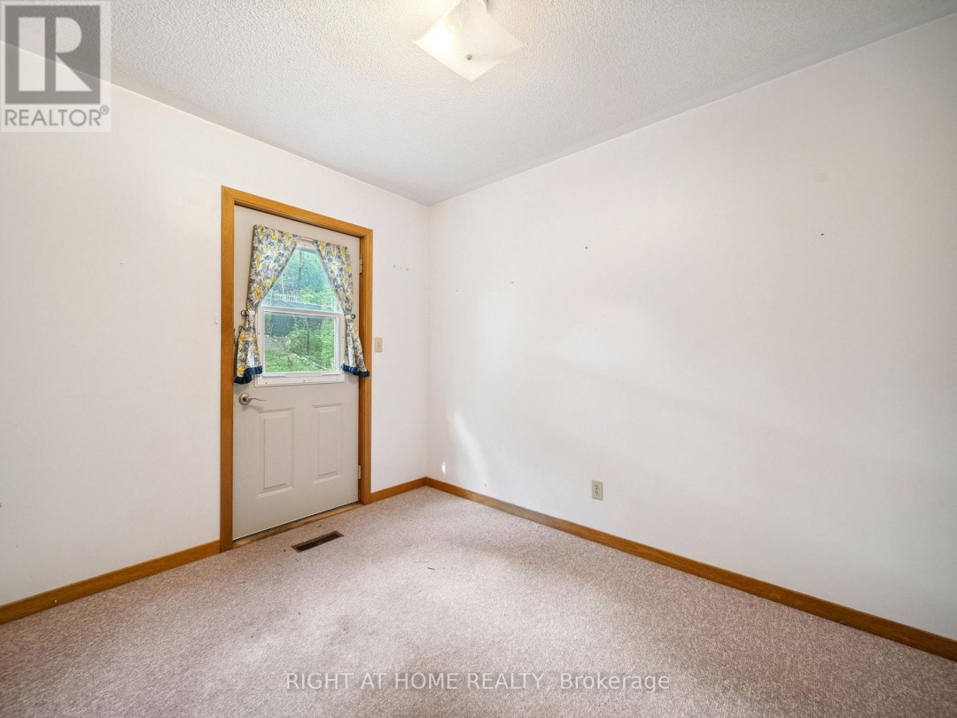 8 CHRISTINE PLACE, 