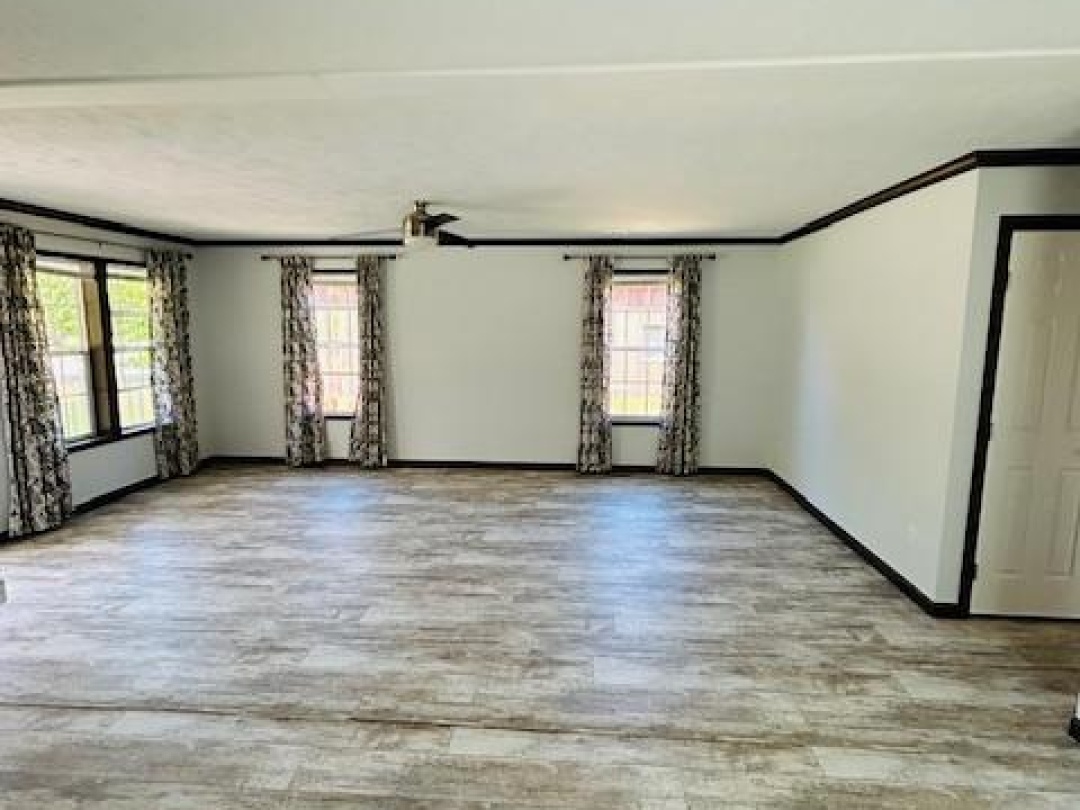 6 - 1701 HIGHWAY 11, 