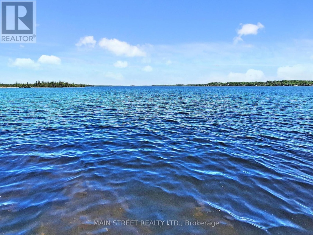 2 Ceadarhurst Avenue, Sturgeon Lake