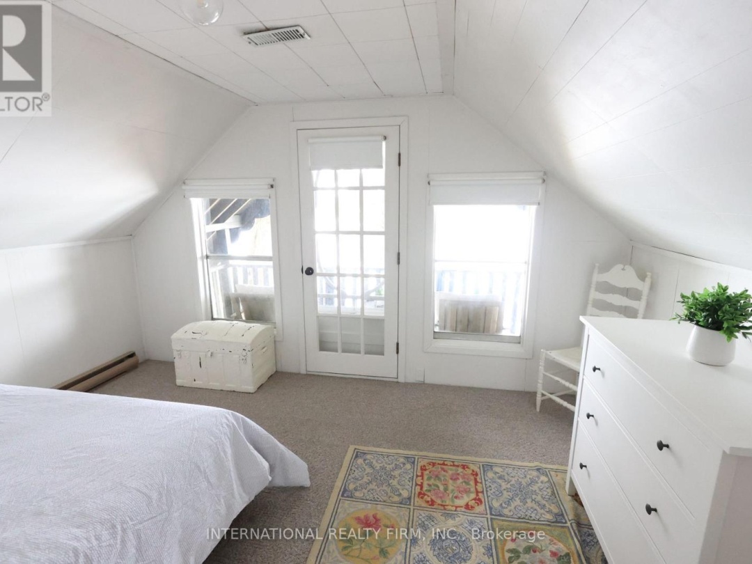 71 OAKRIDGE COURT, 