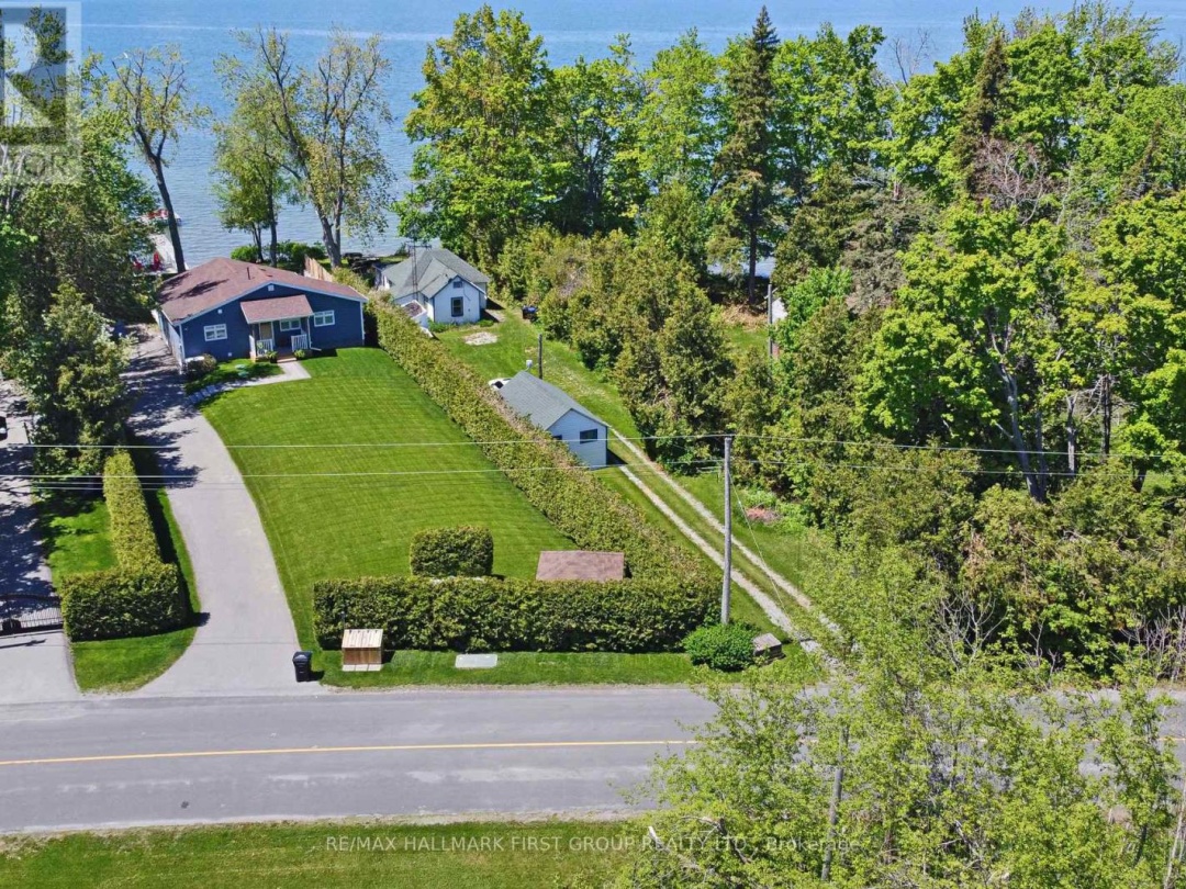 2196 Lakeshore Drive, Lake Simcoe