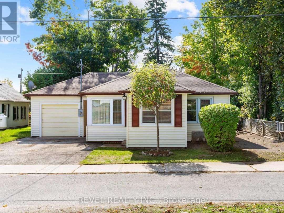 72 KING STREET W, 