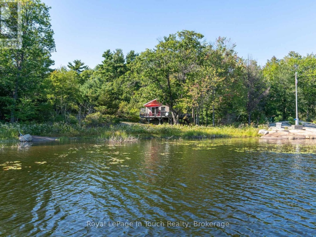 6980 ISLAND 1810, 