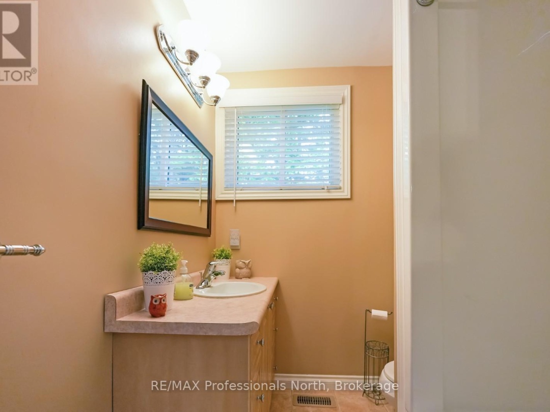 2598 GLAMORGAN ROAD, 