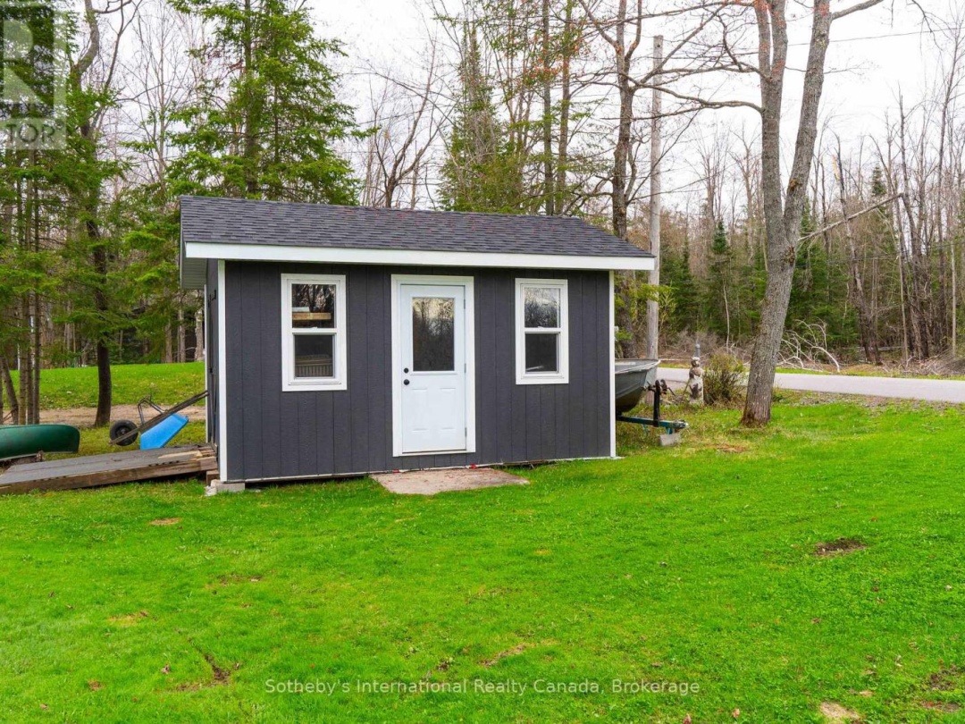 1041 Conservation Road, Doe Lake
