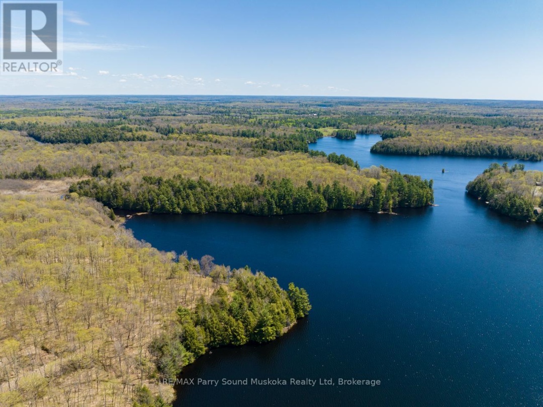 33 Pauls Bay Road, Harris Lake