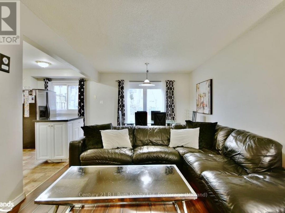 7 441 Barrie Road, Orillia