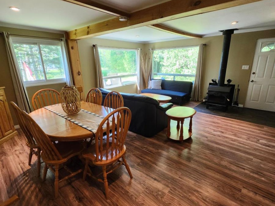 63 Thomas Drive, Sturgeon Lake