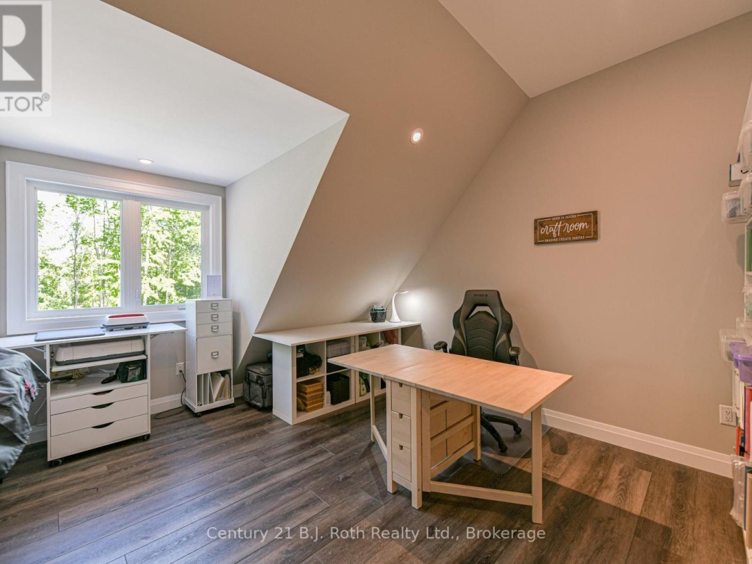 3082 FAIRGROUNDS ROAD, 