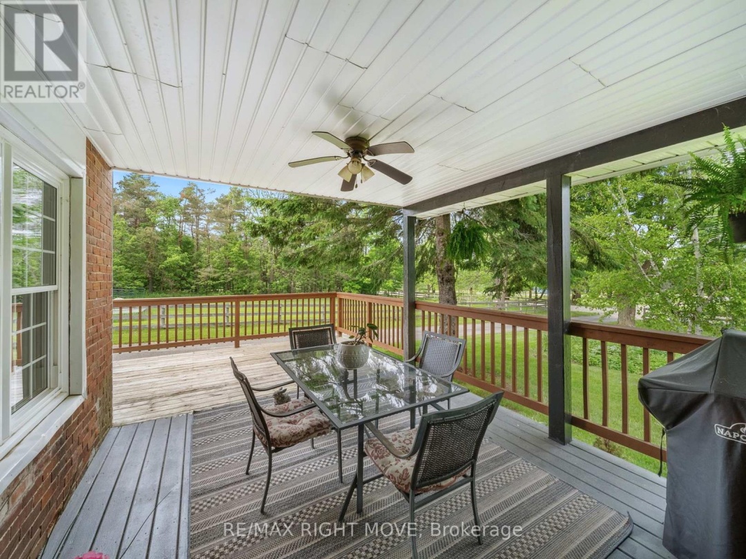 3062 TOWNLINE RR5 TOWNLINE, 