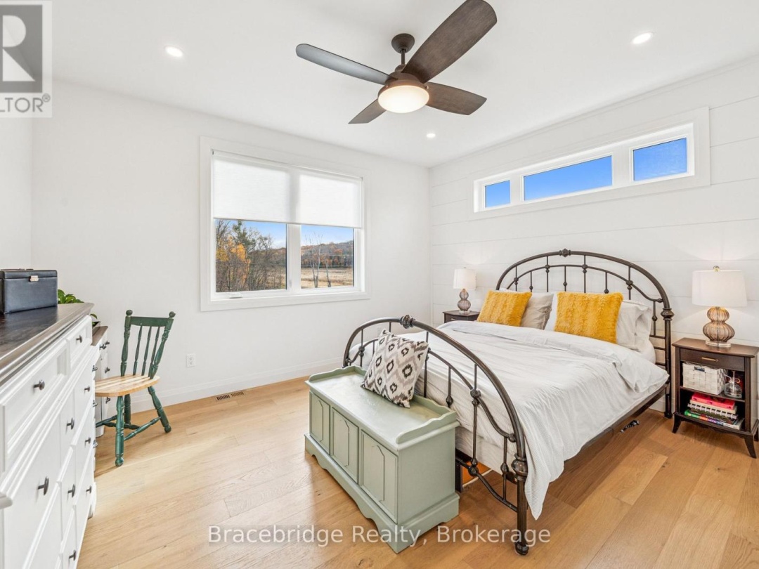 1006 STEPHENS BAY ROAD, 