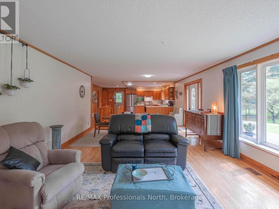 1006 TENNYSON ROAD, 