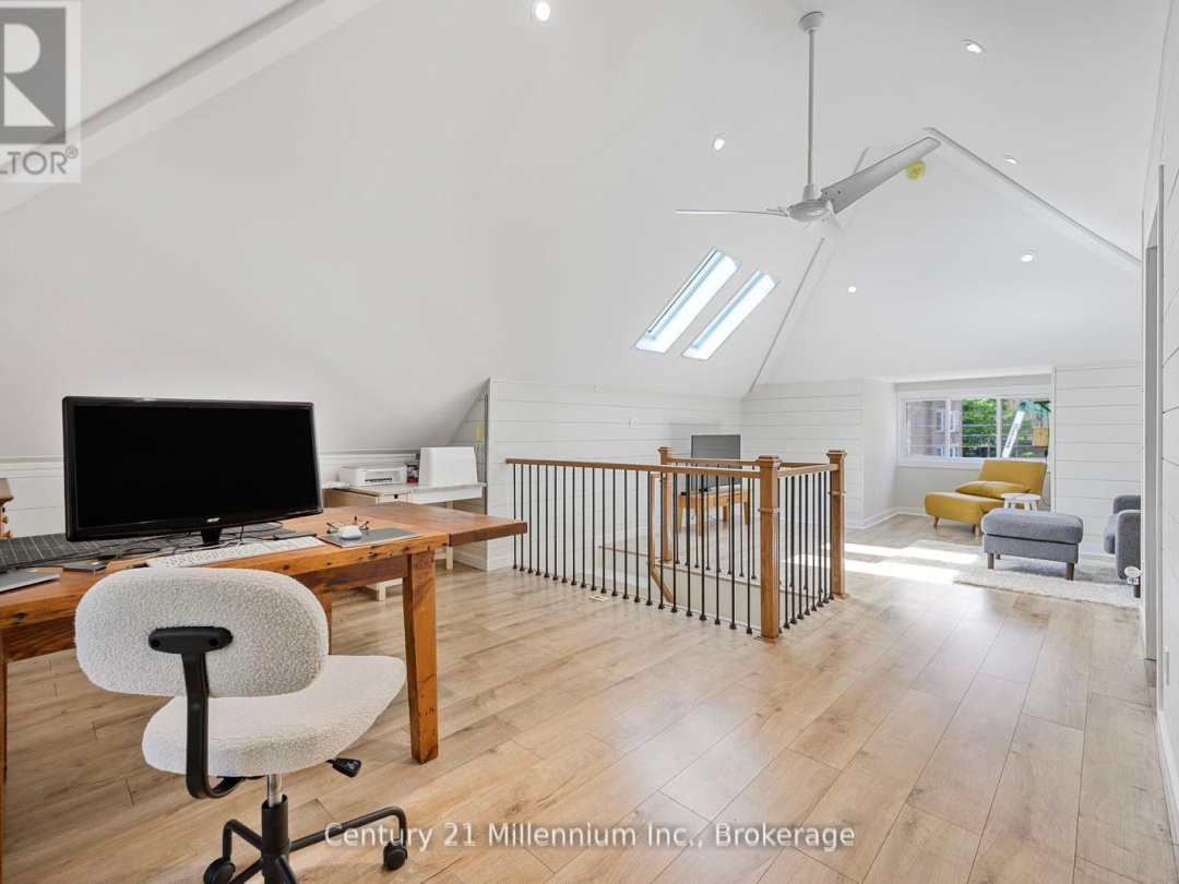 100 MATCHEDASH STREET N, 