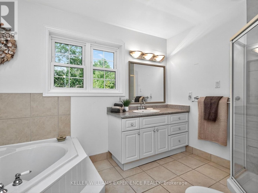 8 THATCHER PLACE, 