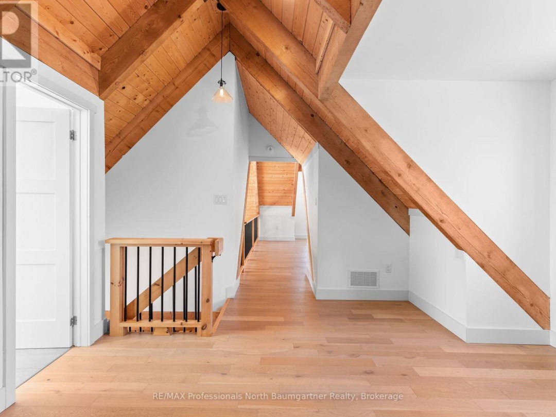 2987 Boice Bradley Road, Redstone Lake