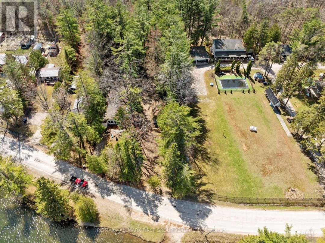 3070 SPARROW LAKE ROAD S, 