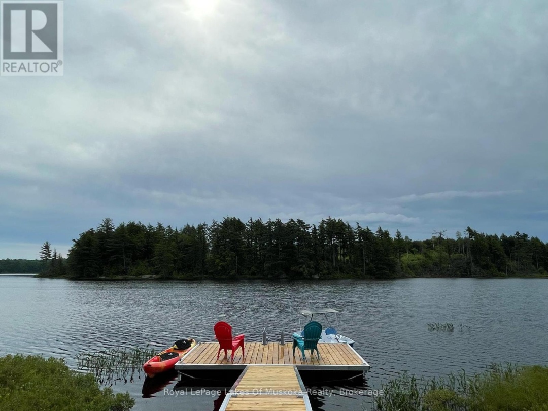1420 Limberlost Road, Pell Lake